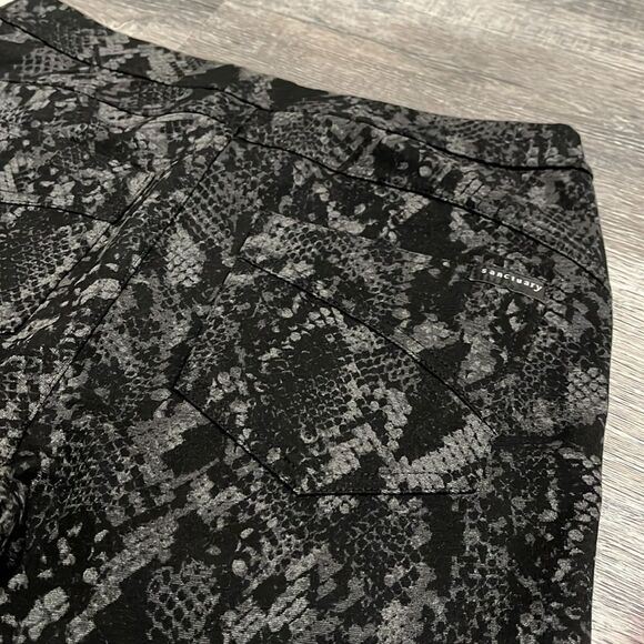 Anthropologie NWT Sanctuary snake pattern legging pants - small - Picture 7 of 8